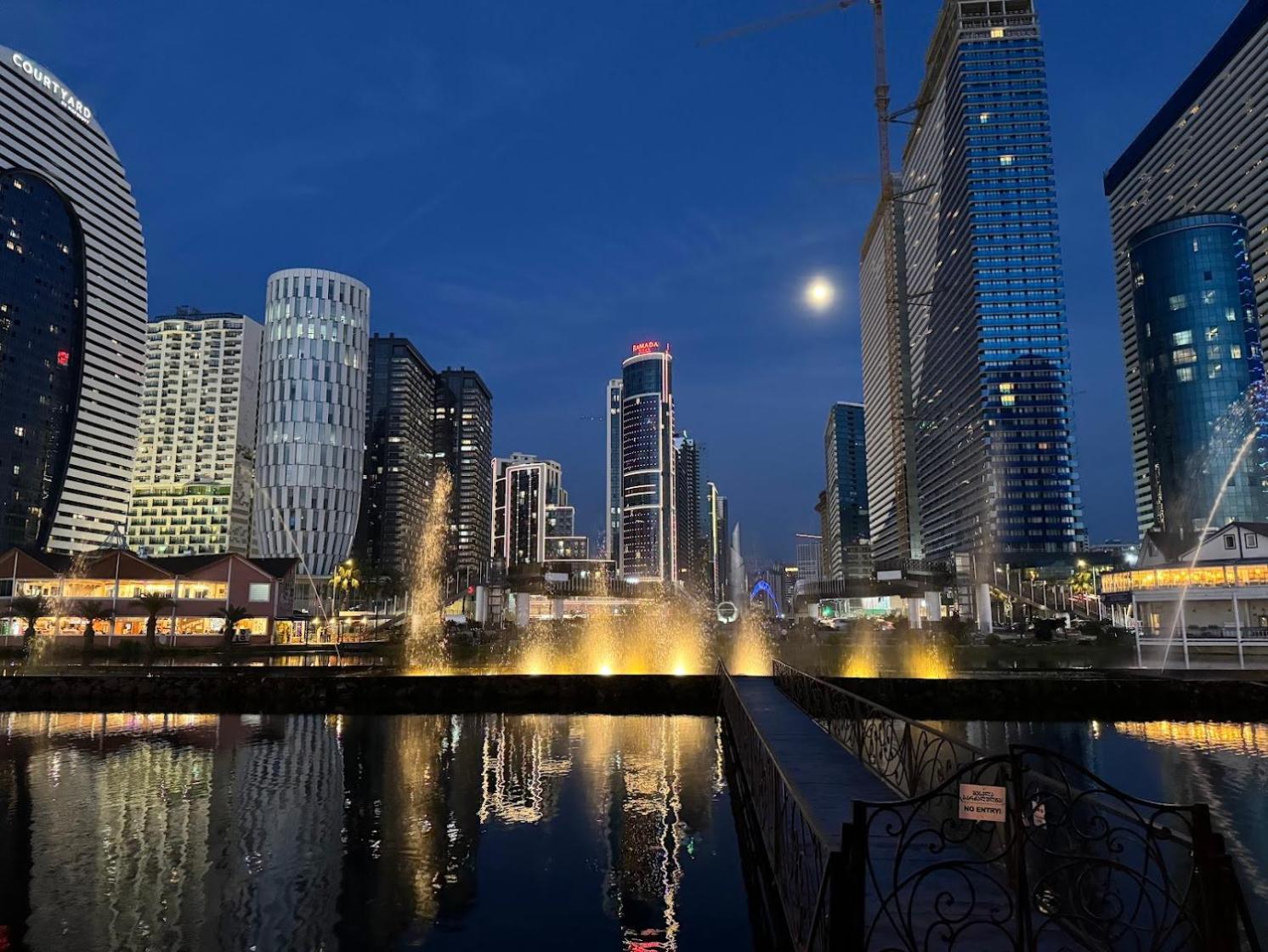 Moonlight Apart-Hotel Batumi Exterior foto