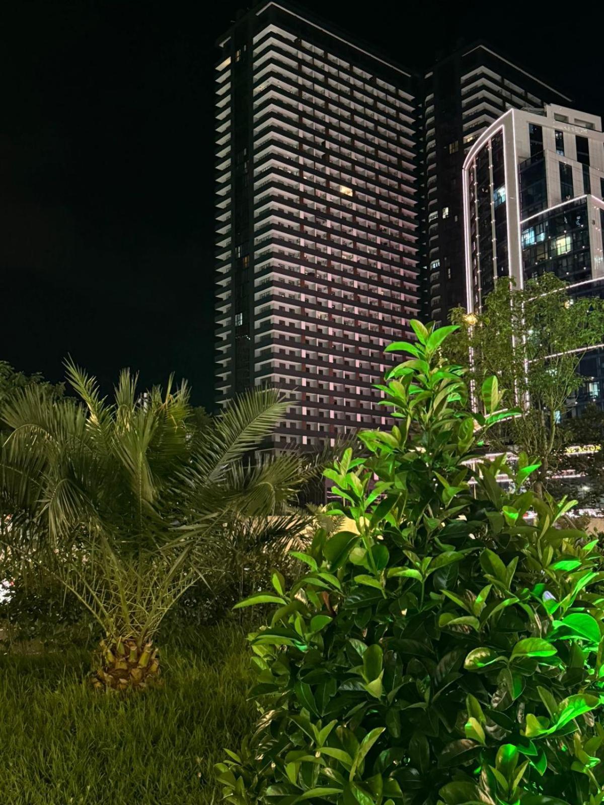 Moonlight Apart-Hotel Batumi Exterior foto